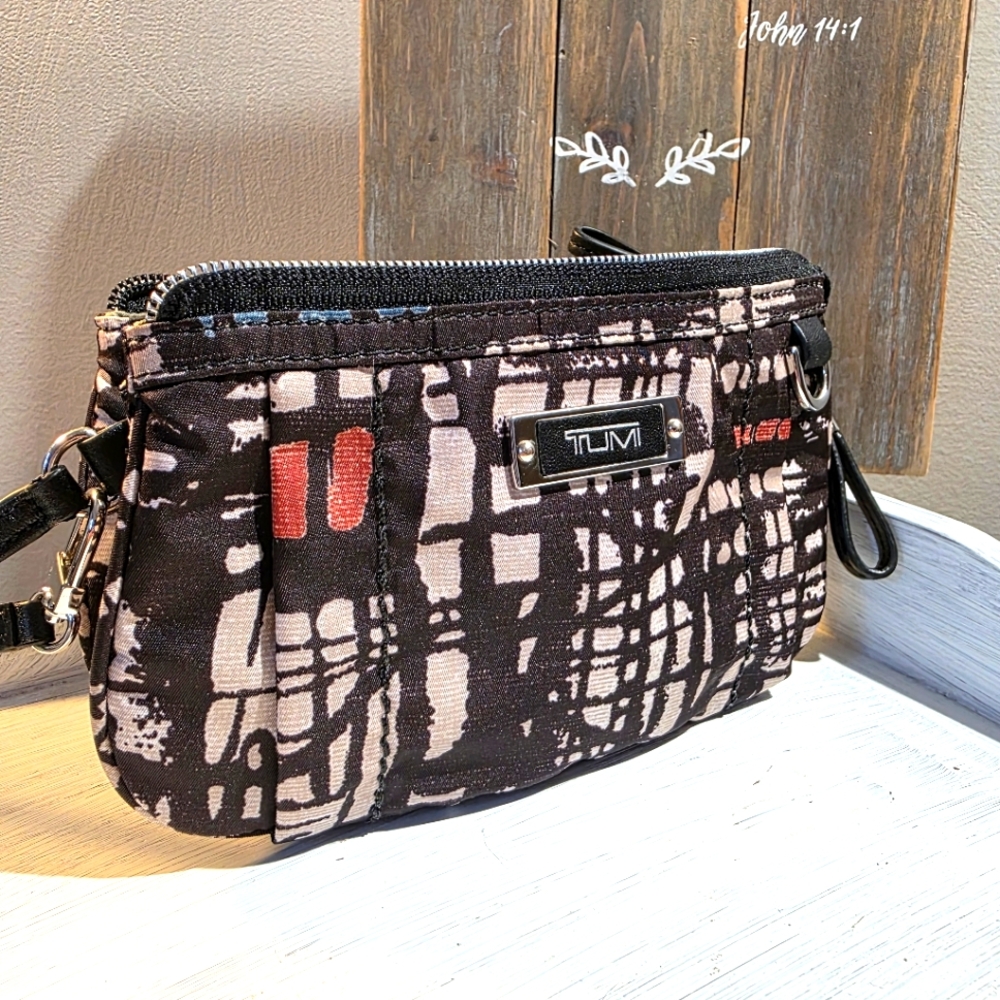 Tumi Wristlet Nylon Black & Gray Convertible Mini Purse in Rare Pattern
